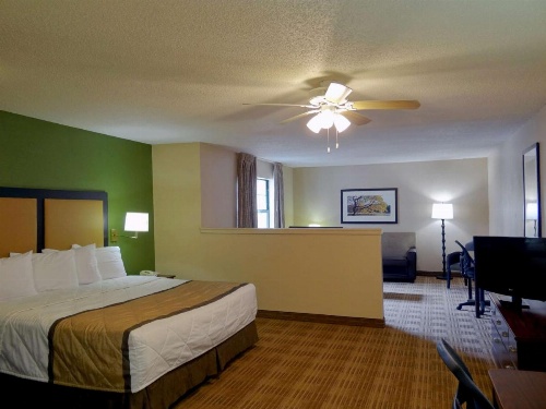 Extended Stay America Suites - Raleigh - Midtown image 9